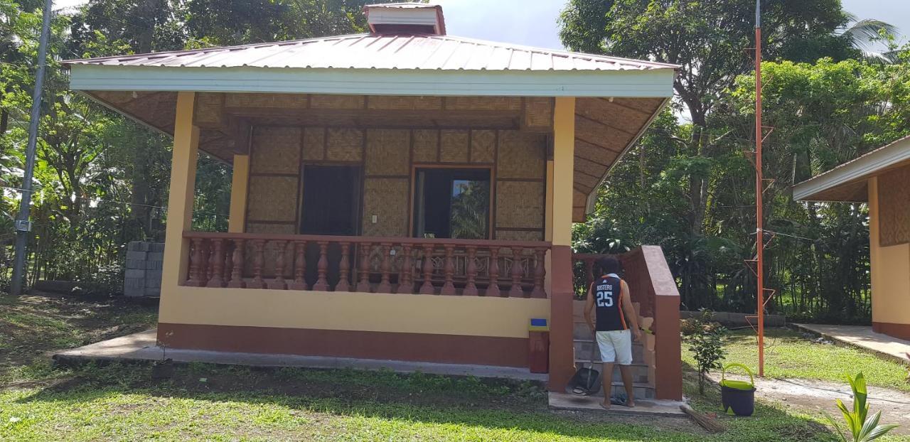Paco'S Garden Home Stay マンバヤオ エクステリア 写真