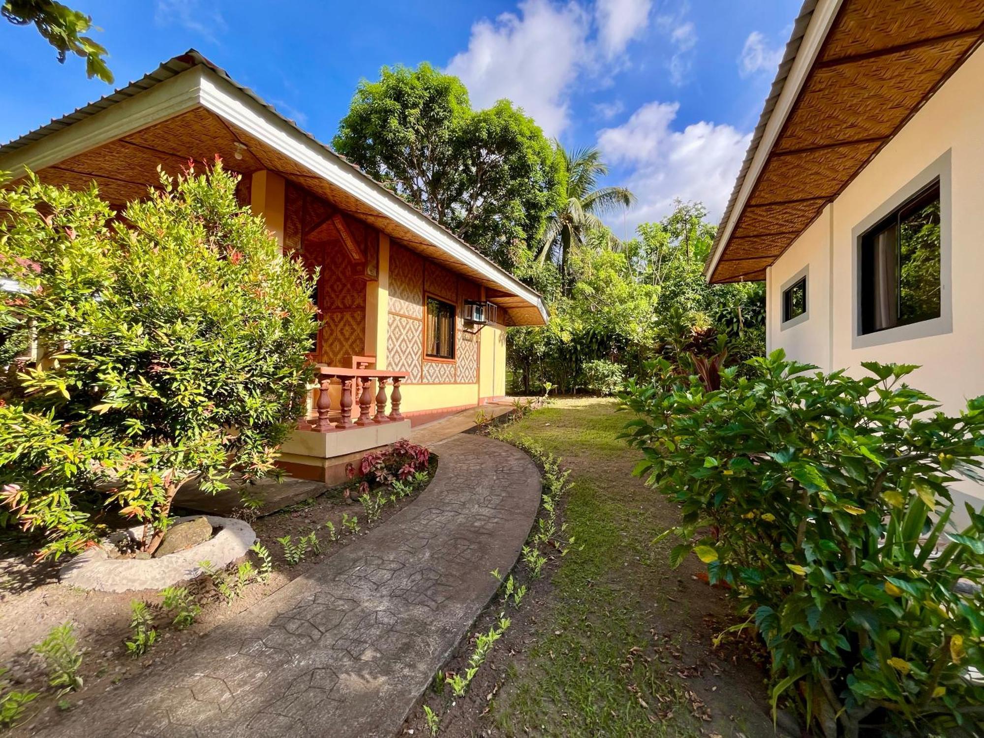 Paco'S Garden Home Stay マンバヤオ エクステリア 写真