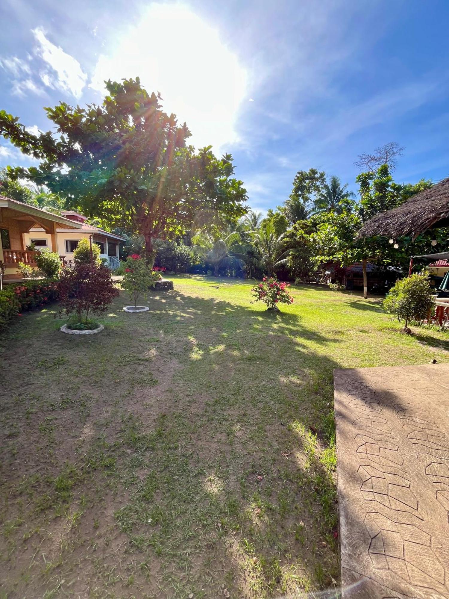 Paco'S Garden Home Stay マンバヤオ エクステリア 写真
