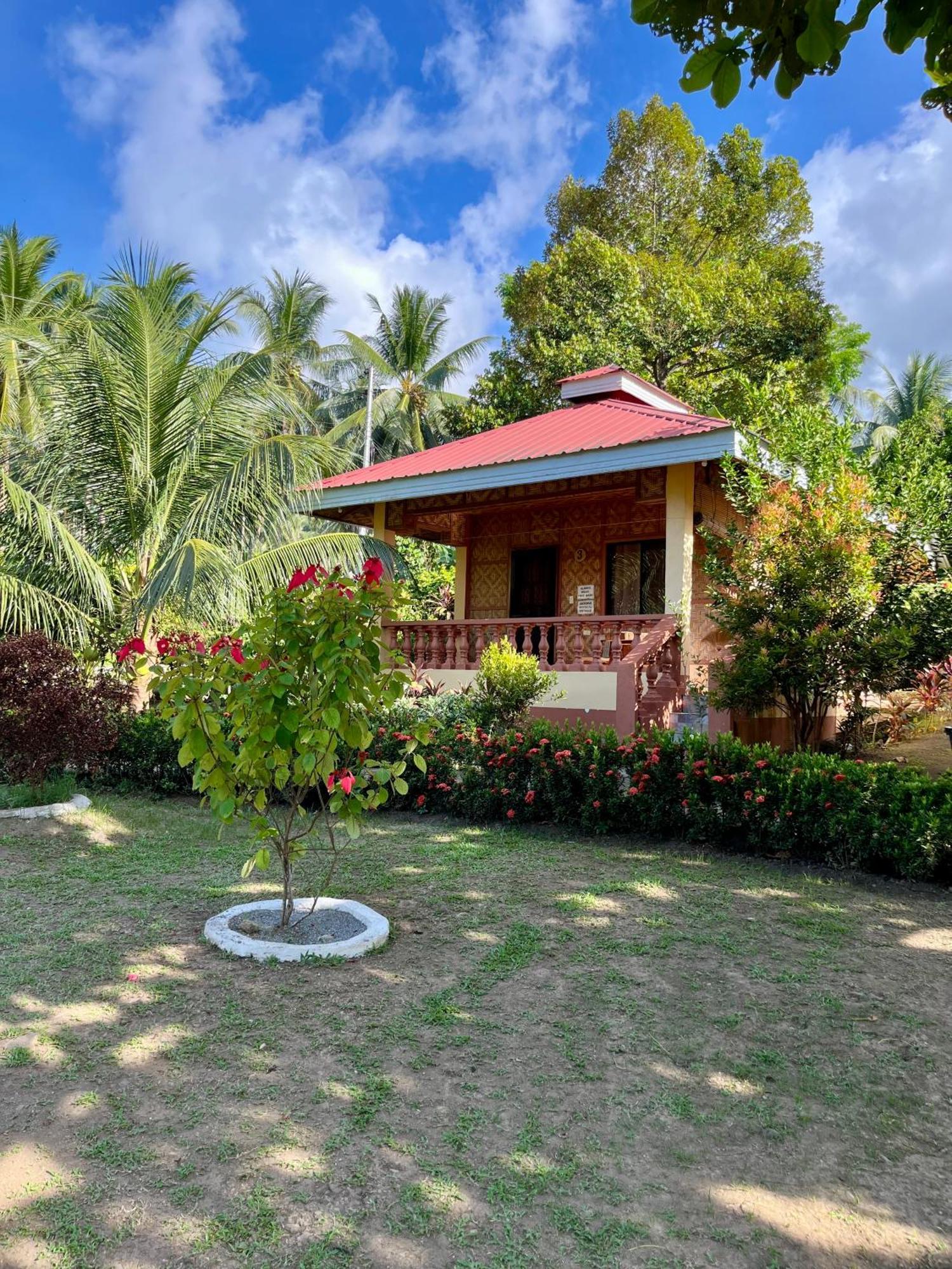 Paco'S Garden Home Stay マンバヤオ エクステリア 写真