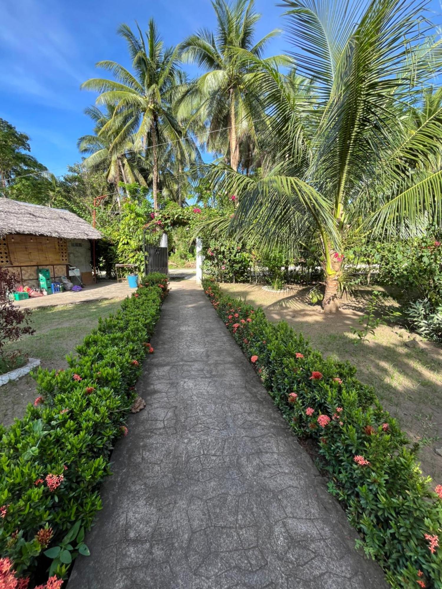 Paco'S Garden Home Stay マンバヤオ エクステリア 写真